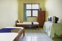 Hotel O Wisma Lec Syariah Hotels in Garut Kota