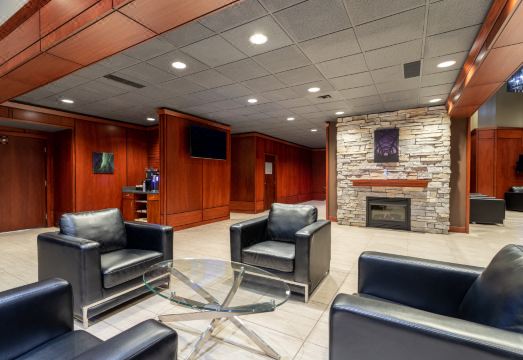 1. 라마다 바이 윈..