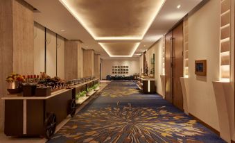 Courtyard by Marriott Mumbai International Airport