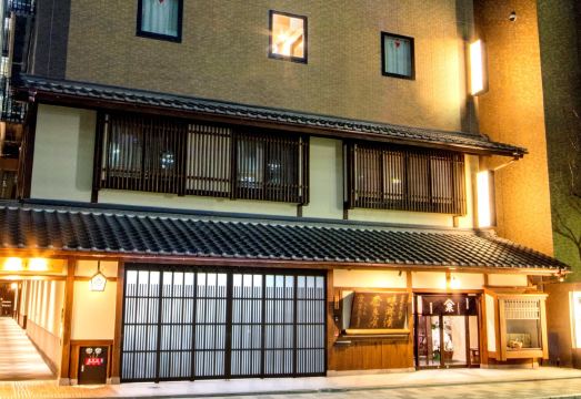 소테츠 프레사 인 로비 라운지