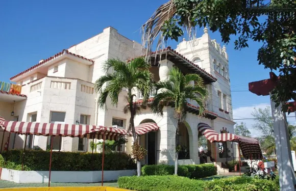 伊斯拉佐爾普爾曼酒店