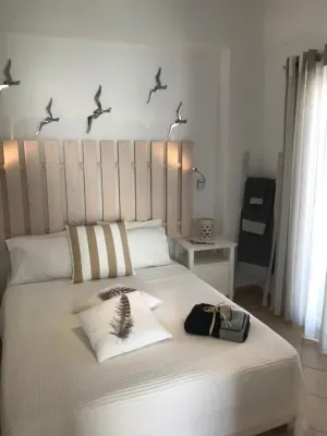 Yanna Asteri Suites - Condos
