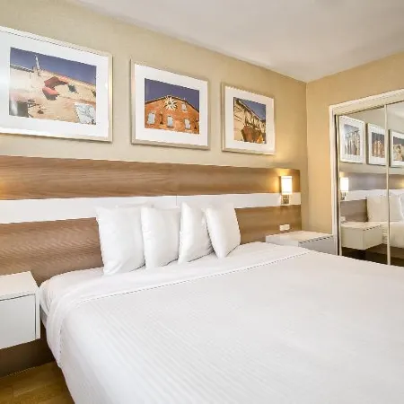 Town Inn Suites Hotel