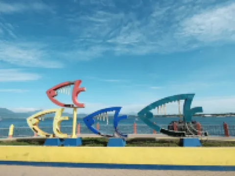 ジェムコ ロイヤル ホテル - パラワン パラワン州のホテル