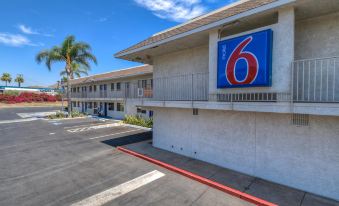 Motel 6 Jurupa Valley, CA - Riverside West
