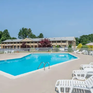 Super 8 by Wyndham Old Saybrook