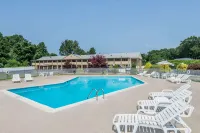 Super 8 by Wyndham Old Saybrook