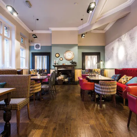 Toll House Inn