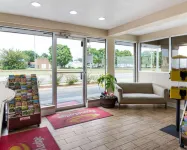 Econo Lodge Town Center - Baarit