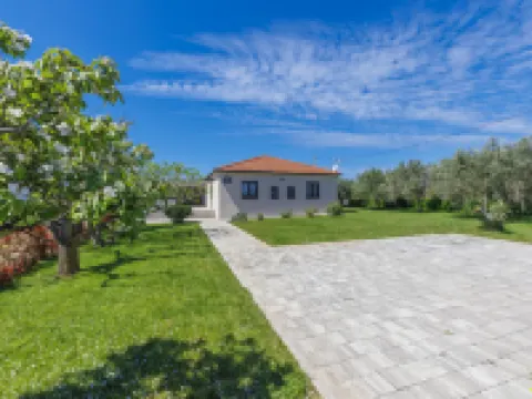 Villa Ani Hotels in Sisan