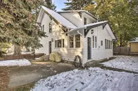 Charming Downtown Coeur DAlene Home with Yard! - Kylpylä