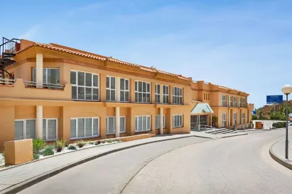 Ramada Hotel & Suites by Wyndham Costa del Sol Fuengirola