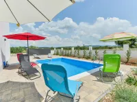 Sunrise - Private Pools