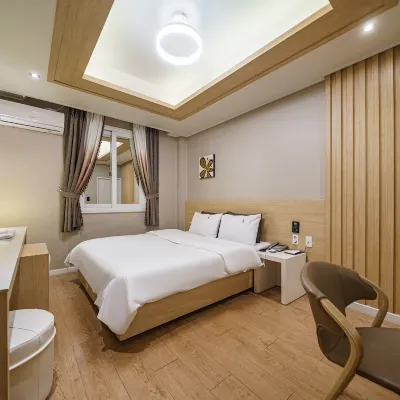 มกโพ 1บอนจี โฮเทล โรงแรมใกล้สถานีขนส่งมกโพ