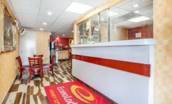 Days Inn by Wyndham Jersey City / NYC Area