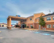 Comfort Inn & Suites Raphine - Lexington Near I-81 and I-64 Hotels in Massies Mill