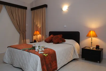 A Three-Bedroom Villa with a Private Pool and Landscaped Garden. Wi-Fi.