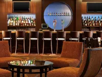 DoubleTree by Hilton Washington DC Silver Spring - bar