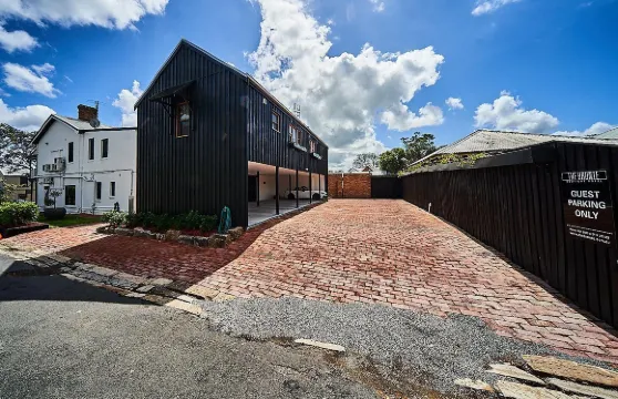 勃朗特精品酒店