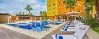 City Express Plus by Marriott Puerto Vallarta - مسبح