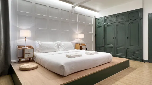 เรซิเดนซ์ห้าห้องนอน