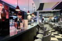 Hotel le Paddock - bar