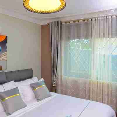 Three Bedroom Apartment Rooms