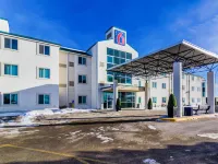 Motel 6 Saskatoon, SK