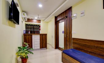 Itsy by Treebo - Park Central - 3 Km Away from Eden Gardens, Kolkata