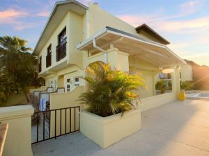 Rooms on the Beach Negril