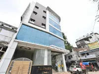 Hotel Pal Paradise โรงแรมใกล้สถานีรถไฟลัคนาวจังก์ชั่น