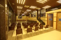 Minas Manor Hotels in Tiruchirappalli