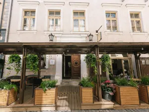 Dome Hotel