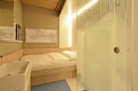 MY Cloud Transit Hotel - Guests with International Flight Only! Hotels in Kelsterbach