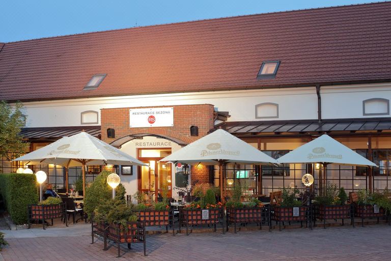 Hotel Chvalská Tvrz