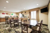 Comfort Suites Delavan - Lake Geneva Area Hotels in Delavan