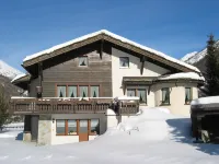Chalet Sunstar Klein