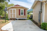 Mother's Dream Fishin' Hole 4 Bedroom Home by RedAwning Great Smoky Mountains National Park yakınındaki oteller