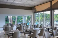 Mayfair Gardens - Uima-altaat