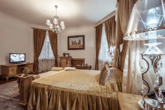 Ichan Qal'a Premium Class Hotel