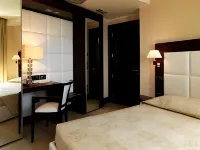 Hotel Excelsior Hotels in La Maddalena