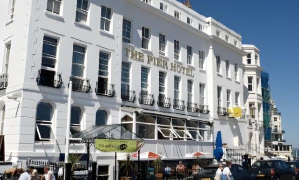 The Pier Hotel - Housity