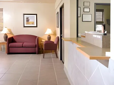 Super 8 by Wyndham Bremerton