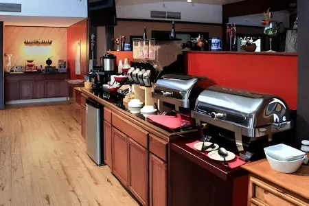 Comfort Inn & Suites