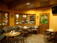 Hotel Karpatsky Dvor Lozorno - 3-Star