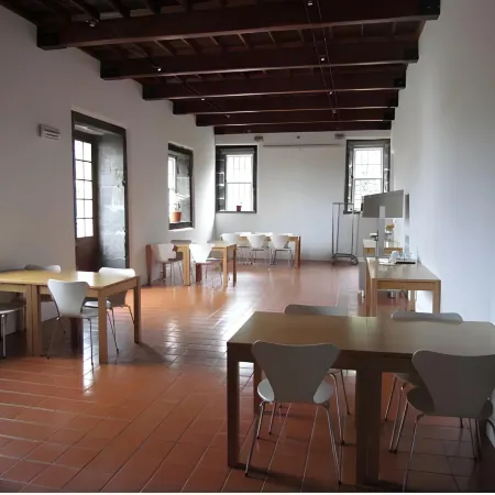Azores Youth Hostels - Pico