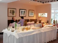 Hotel Alexa - Breakfast