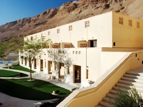 HI - Massada Hostel Отели рядом с достопримечательностью «Мёртвое море»