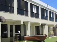 Flat Pietra Hotels near Santinho