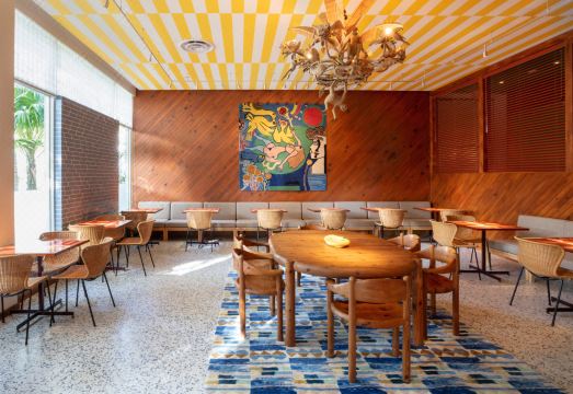 더 스탠다드 마이애미